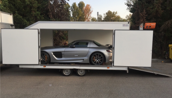 Перевозка Mercedes-Benz SLS AMG в автосалон Германии