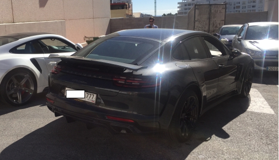 Перевозка Porsche Stingray на выставку в Марбелью (Испания)