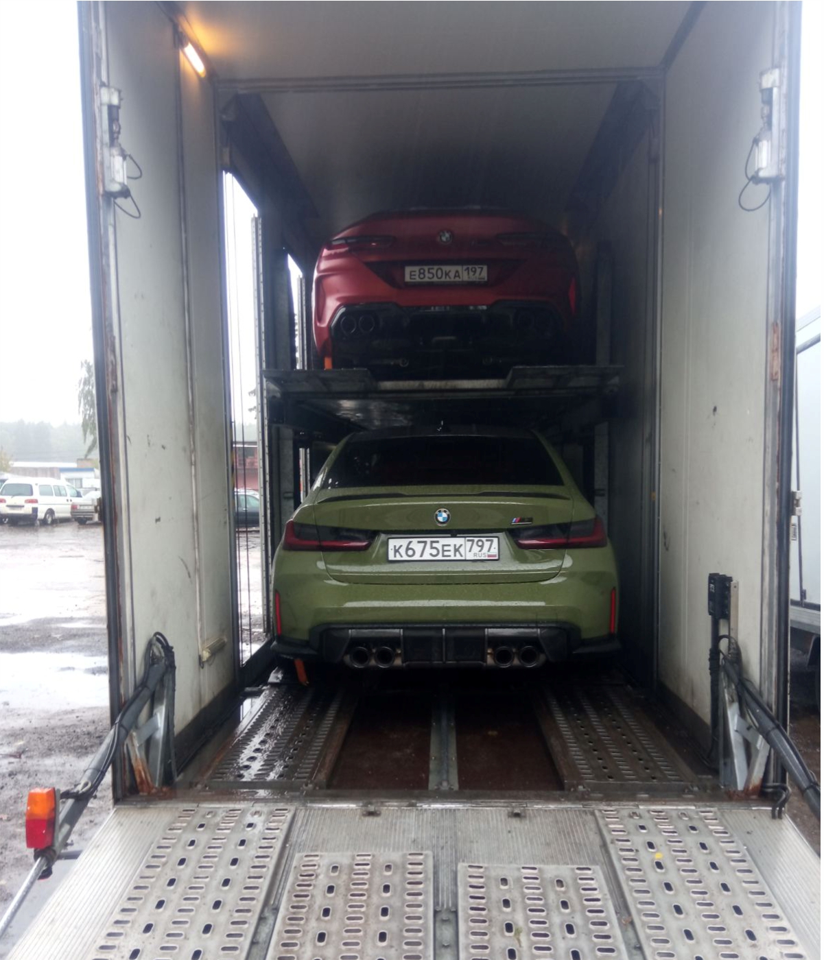 Перевозка автомобилей крытым 6-ти местным автовозом Россия - Европа