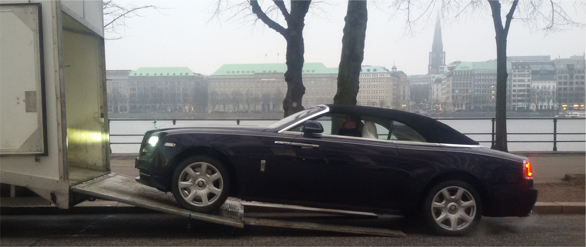 ПЕРЕВОЗКА РОСКОШНЫХ АВТОМОБИЛЕЙ